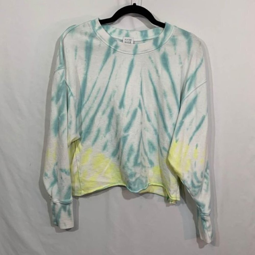 ☀️WOMAN’S PEYTON JENSEN cropped tie dye sweatshirt. Super soft. Size sma…